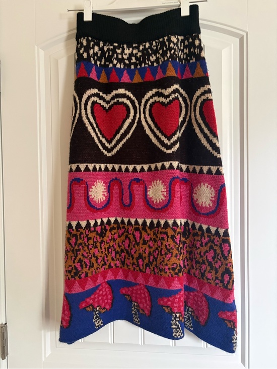 FARM Rio Dresses & Skirts - FARM Rio Multicolor Heart & Geometric Knit Midi Skirt
